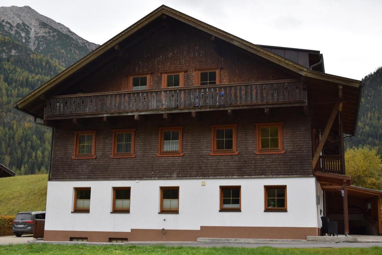 Ferienwohnung Gapp Elbigenalp Exterior foto